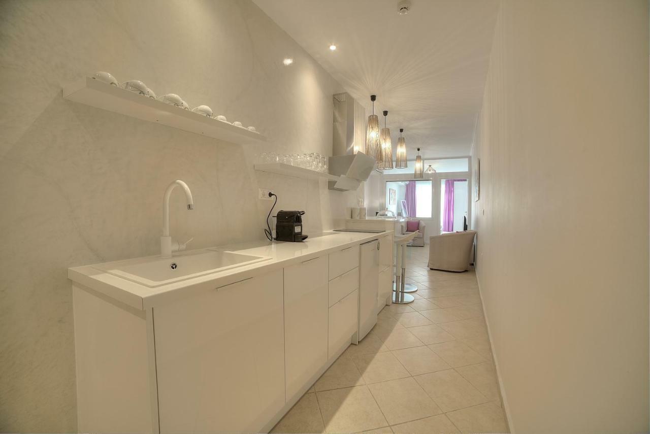 Downtown Glyfada Smart Apartment Athens Exterior photo