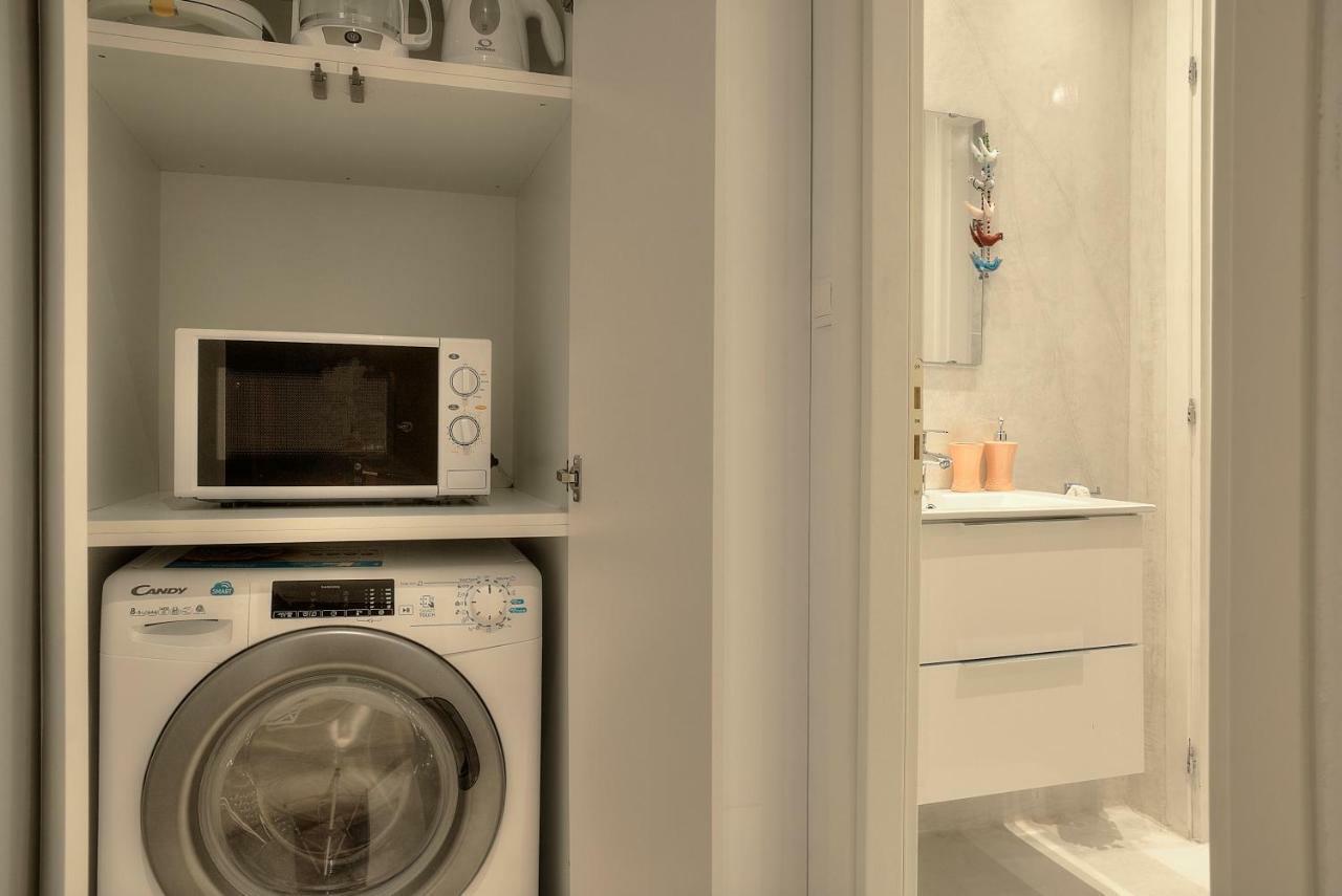 Downtown Glyfada Smart Apartment Athens Exterior photo